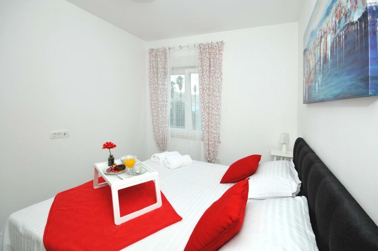 Apartmani Olive Trogir Kültér fotó